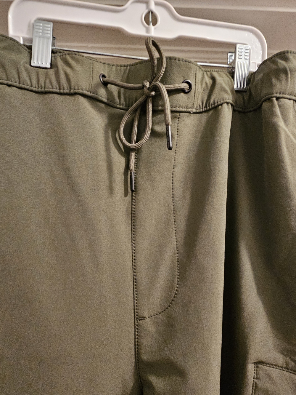 Goodfellow & Co Men's Size XXL Olive Utility Cargo Joggers - Picture 5 of 13